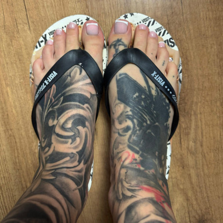 Cora Diamond Visit-X Flip Flops