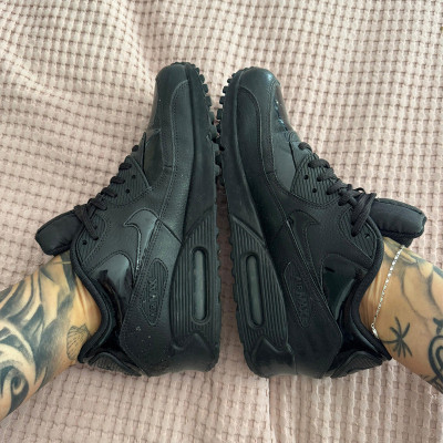 Cora Diamond schwarze Nike Air Max