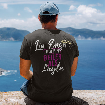 Lia Engel T-Shirt - Unisex