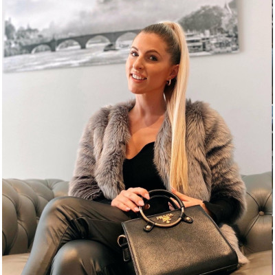 Ricarda Wolf Kunstfelljacke grau